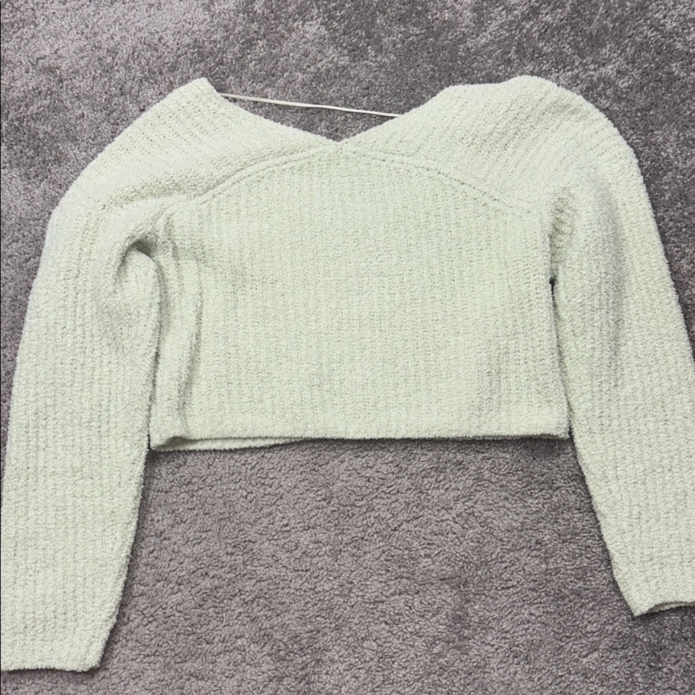 Kendall & Kylie Soft Green‎  crop Knit Sweater size XS - Picture 3 of 3